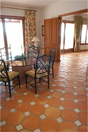 White Octagon Terracotta Floor Tiles Size